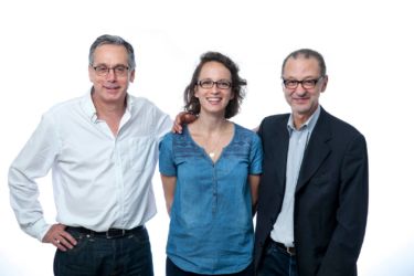 Photographie de portraits de groupe pour site internet. delicatessenstudio-photo-humbert-portrait-corporate-groupe-trois